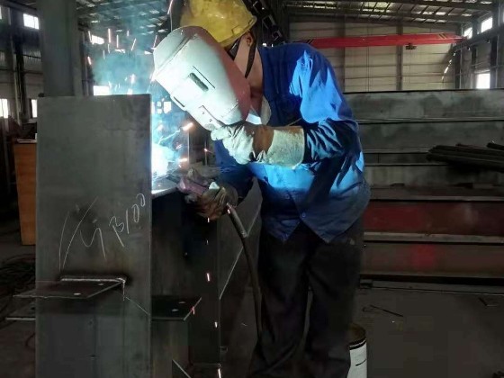 帶大家簡單了解鋼結構加工的工藝流程