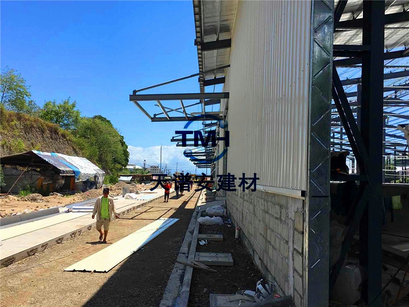 鋼結(jié)構(gòu)