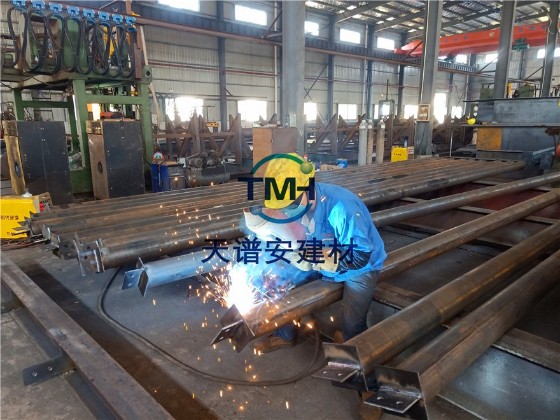 鋼結(jié)構(gòu)加工多少錢(qián)一噸