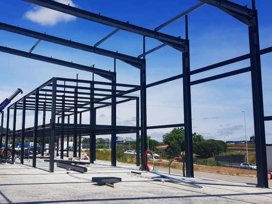 鋼結(jié)構(gòu)工程