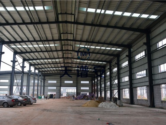 鋼結(jié)構(gòu)雨棚