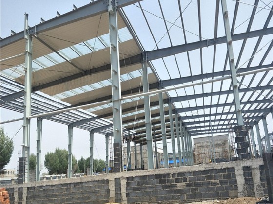 鋼結(jié)構(gòu)